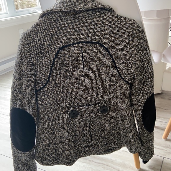 Fall Jacket - Picture 4 of 4